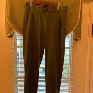 Cabi olive green jogger pants